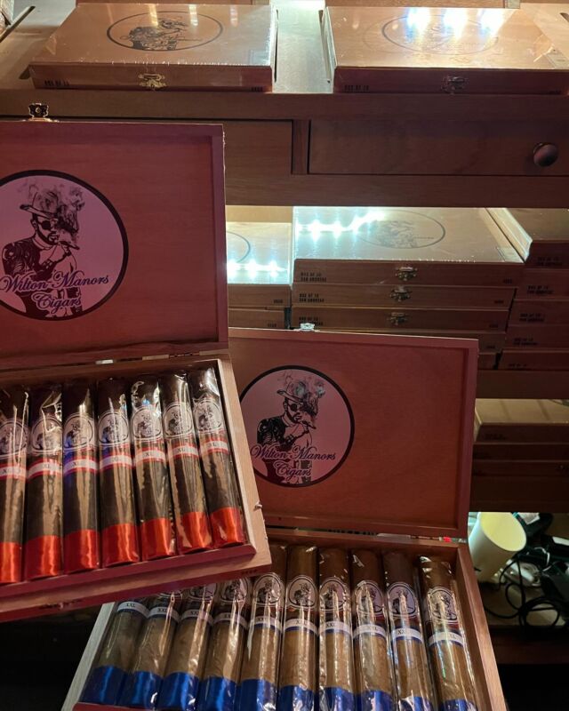 Let’s give a big warm welcome to our newly branded “Wilton Manor Cigars” Come tap the ASH away with our wide variety of options. We started this journey to best serve the people of WILTON MANORS, so come and see what all the hype is about💨❤️‍🔥
